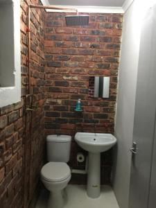 Koupelna v ubytování Inyameko BnB