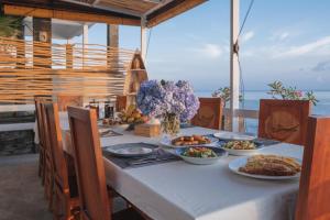 Jídlo v vily nebo okolí