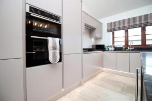 Kuchyň nebo kuchyňský kout v ubytování Argoed Barn and Vineyard + 13 fotografií