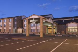 Fațada sau intrarea în Country Inn & Suites by Radisson, Coon Rapids, MN