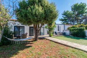 Κήπος έξω από το House Luisa near Fažana, Istria