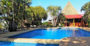Πισίνα στο ή κοντά στο Guacamaya Lodge