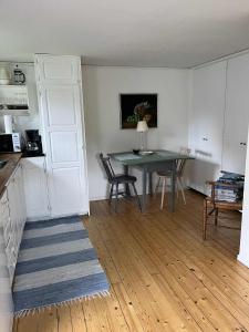 Kuchyň nebo kuchyňský kout v ubytování Mölle by the Sea