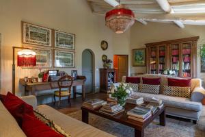 Posezení v ubytování Case Novole 10 Emma Villas