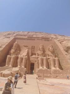 Mercu tanda tempatan dekat dengan apartmen