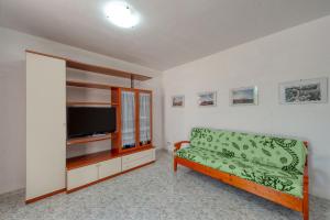 TV a/nebo společenská místnost v ubytování Emma