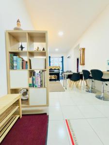 Kuchyň nebo kuchyňský kout v ubytování Reality Room Ipoh Centre - Stay With Host