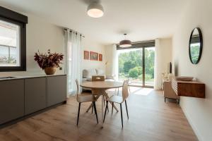 Afbeelding uit fotogalerij van Apartamentos Duratón in San Miguel de Bernúy