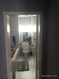 Et badeværelse på B01 Laxia Apartment + 12 billeder