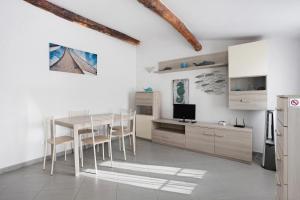 Kuchyň nebo kuchyňský kout v ubytování Donadelmar2