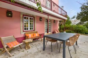 Budova, kde se prázdninový dům nachází