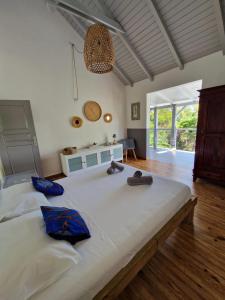 Postel nebo postele na pokoji v ubytování Makiese Resort + 92 fotografií