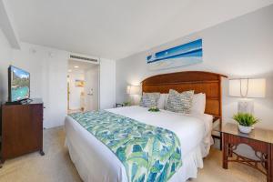 Katil atau katil-katil dalam bilik di Kaanapali Shores 725 · KS 725 2BD in BeachFront Resort w Ocean V +42 gambar