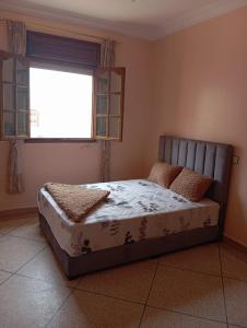 Giường trong phòng chung tại Calme House Quiet & close to all necessities