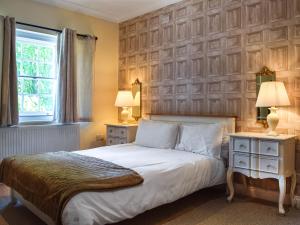 Postel nebo postele na pokoji v ubytování Flat 2 - Uk50225 + 4 fotografie