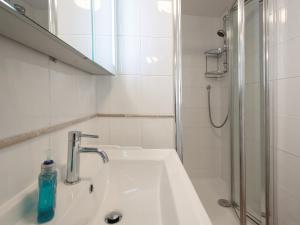 Vannituba majutusasutuses Middle Deck