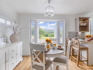 Φωτογραφία από το άλμπουμ του Melin Y Wig σε Cwm-y-glo