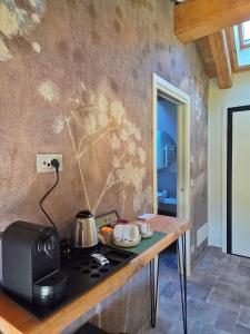 Η κουζίνα ή μικρή κουζίνα στο Bed and Breakfast Cascina Morelli 1862