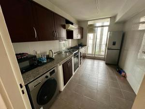 Η κουζίνα ή μικρή κουζίνα στο 2bd exceptional view apt plateau