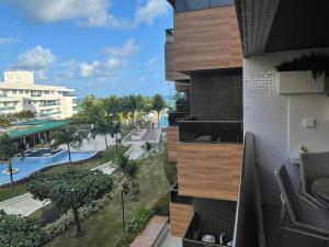 Piscina de la sau aproape de Atlantic Paradise