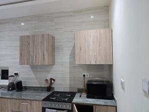 Η κουζίνα ή μικρή κουζίνα στο Lakeside Hilltop Haven