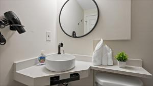 Ένα μπάνιο στο Easy METRO 1 min WALK Basement space Comfy