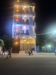 Hosté ubytování Neo Elite Inn + 14 fotografií