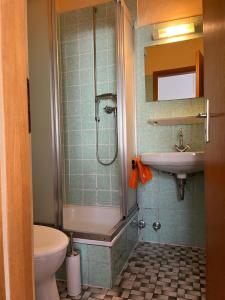 Ένα μπάνιο στο Haus Werdohl +20 φωτογραφίες