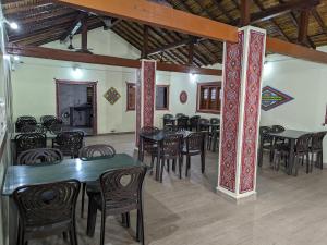 Restoran ili drugo mesto za obedovanje u objektu White Rann Resort Dholavira