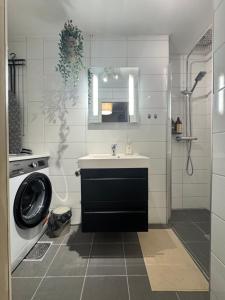 O baie la The best place to stay in city center - close to everything +11 fotografii