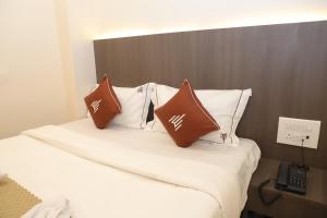 Gallery image of FabHotel Casa Royal Residency in Mumbai