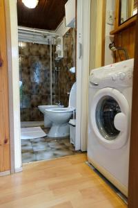 Ένα μπάνιο στο Mario home +2 φωτογραφίες