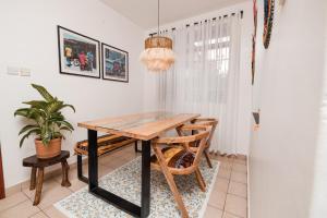 Φωτογραφία από το άλμπουμ του Tawi furnished apartment Nairobi στο Ναϊρόμπι