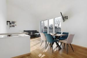 Φωτογραφία από το άλμπουμ του White House Apartments-App 4 und 5 σε Kappel-Grafenhausen