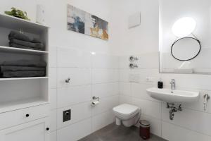 Ένα μπάνιο στο White House Apartments-App 4 und 5 +14 φωτογραφίες