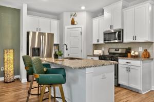 Η κουζίνα ή μικρή κουζίνα στο Upscale Greenville Getaway 10 Mins 2 Falls Park