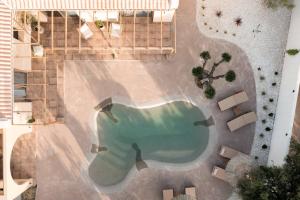 Nono's Fioro Premium Houses, By TK Property Managementの敷地内または近くにあるプール