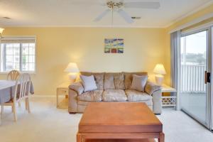 Φωτογραφία από το άλμπουμ του Water-View Haven about 6 Mi to Myrtle Beach! σε Little River