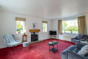 TV a/nebo společenská místnost v ubytování Walton House