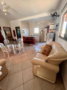 Кухня или мини-кухня в Casa na praia do Sonho
