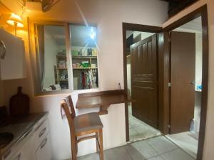 Nhà bếp/bếp nhỏ tại Micro casa de temporada na praia