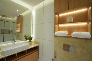 Koupelna v ubytování Royale Suites - Private Room