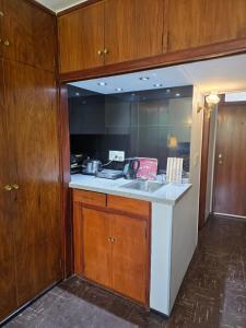 Η κουζίνα ή μικρή κουζίνα στο Arcobaleno Anillo 1