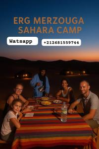 Επισκέπτες που μένουν στο ERG MERZOUGA SAHARA CAMP