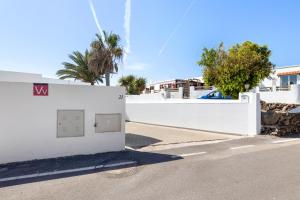 Το κτήριο όπου στεγάζεται  το διαμέρισμα