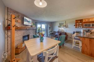 Η κουζίνα ή μικρή κουζίνα στο InnWest by StayIn +24 φωτογραφίες