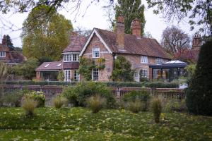 En have udenfor Pool House at Mill Cottage