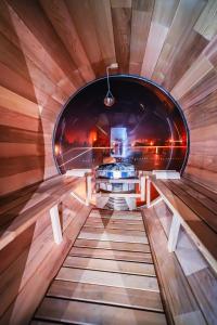 Imagen de la galería de Lumeris lakeview Suites and SPA, en Rubjekë