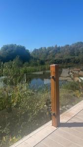 Příroda nedaleko prázdninového areálu