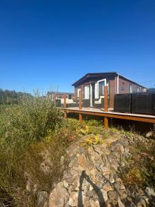 Příroda nedaleko prázdninového areálu